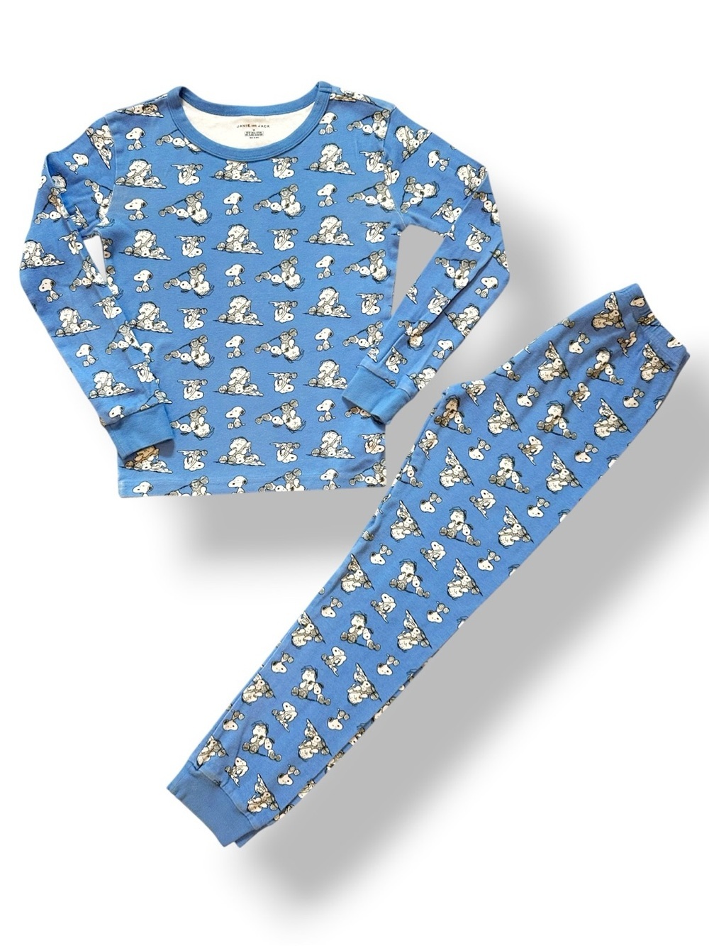 Janie & Jack | Peanuts Snoopy and Linus Pajama Set (10)